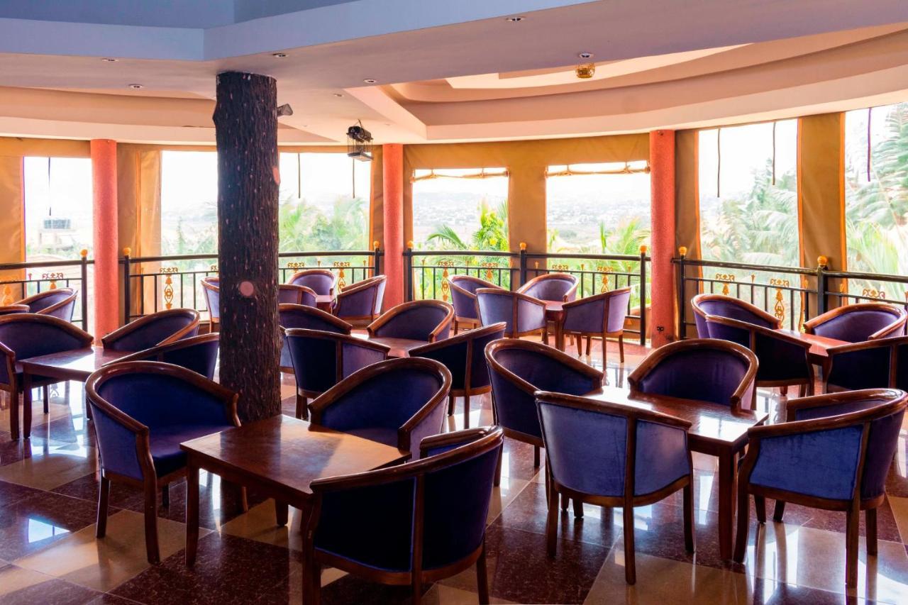 Sapphire Hotel Entebbe Kigo Kajansi Exterior foto