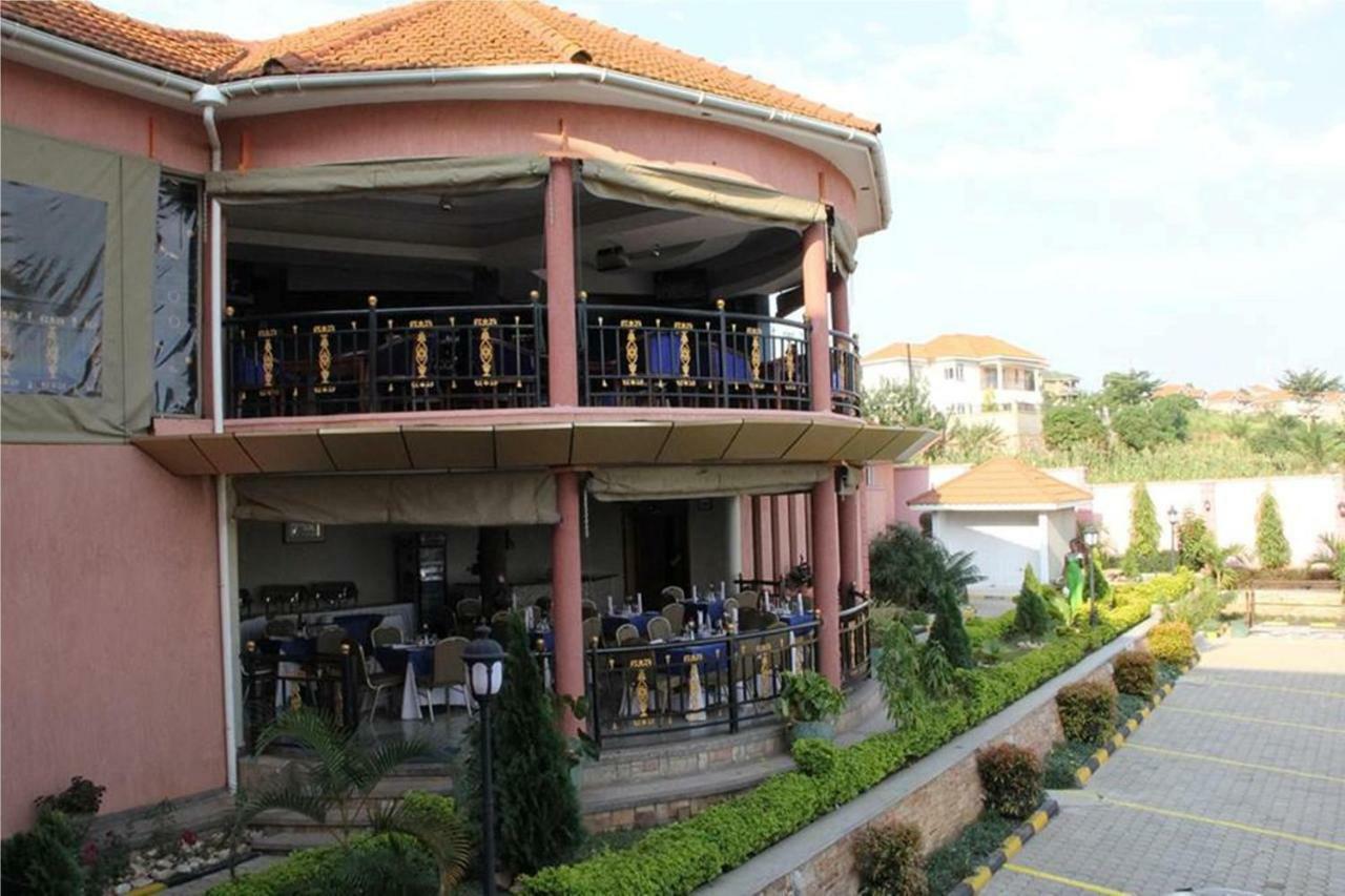 Sapphire Hotel Entebbe Kigo Kajansi Exterior foto